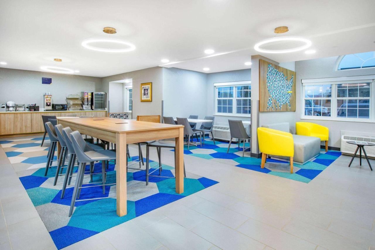 Microtel Inn By Wyndham Beckley Εξωτερικό φωτογραφία