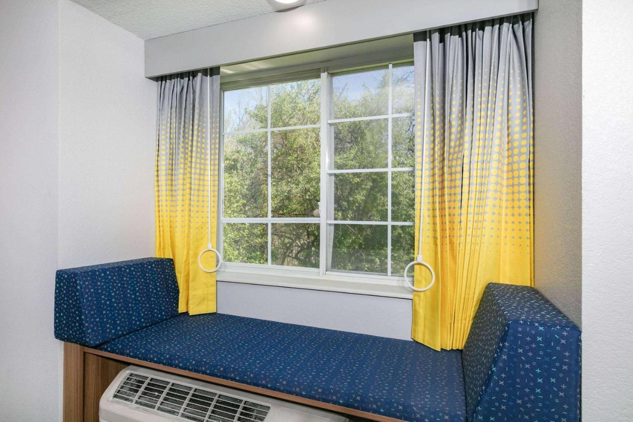 Microtel Inn By Wyndham Beckley Εξωτερικό φωτογραφία